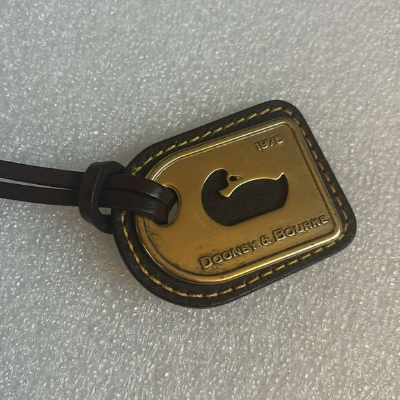 Dooney & Bourke Duck Logo Brown Leather and Brass Hanging Tag For Handbags - Picture 3 of 7